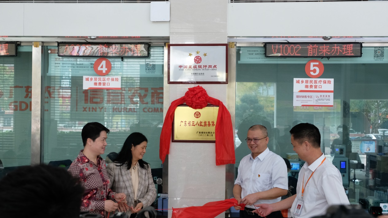 1648890385880070685.jpg 1.jpg